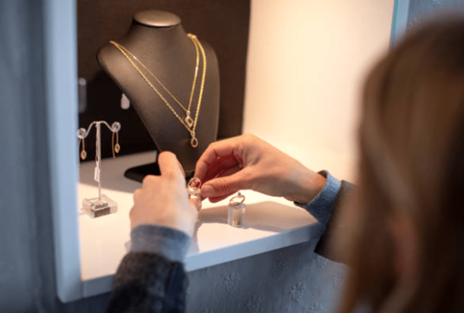 4 Tips To Choose The Right Jewelry Designer in NYC