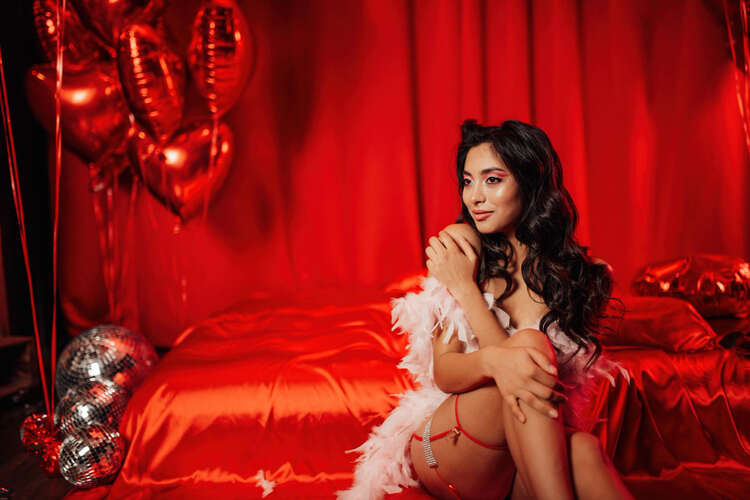 How to Surprise Your Partner with Sensual Lingerie on Valentine’s Day